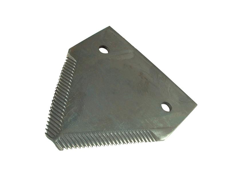 Faca - Serrilha por cima - 83x76x2.75mm - Orifício Ø6.5mm - Centros de orifícios em 50mm - paraJohn Deere Aplicavel em: P49650H (S.78437)
